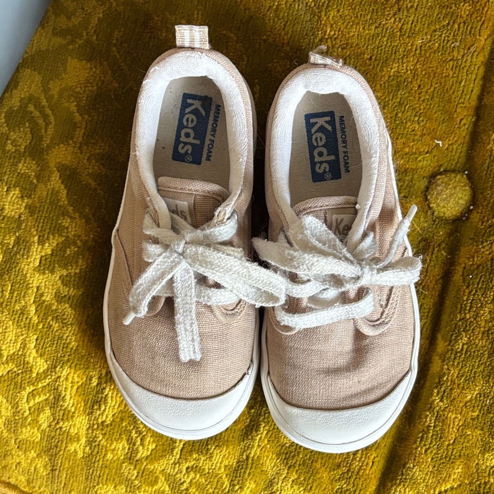 Keds Kids Beige Canvas Sneakers 8w